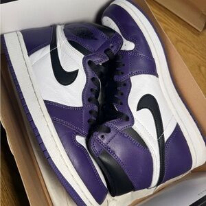 Air Jordan 1 Retro High OG 555088500 Court Purple Mens size 7.5 GOOD CONDITION